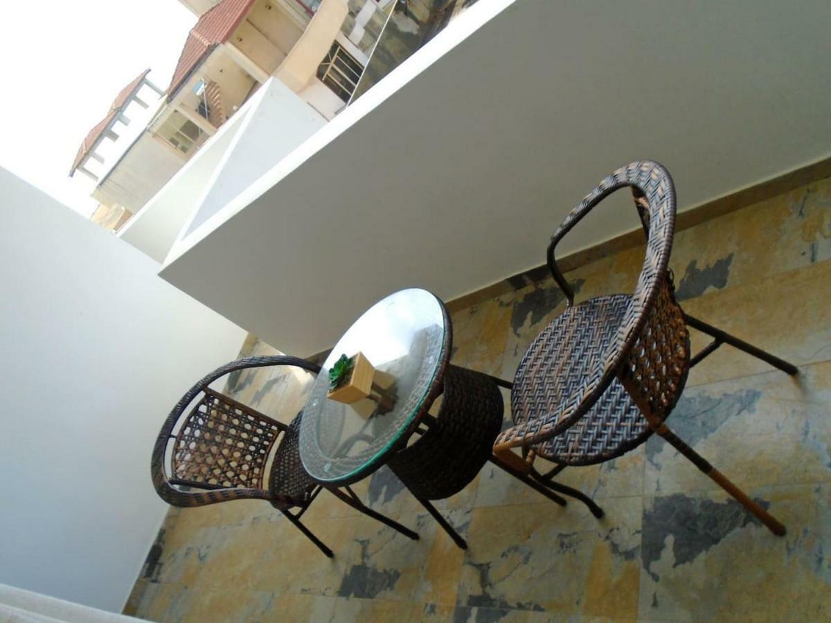 Palmyrah Court 2br *