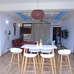 Palmyrah Court Apartment 2Br