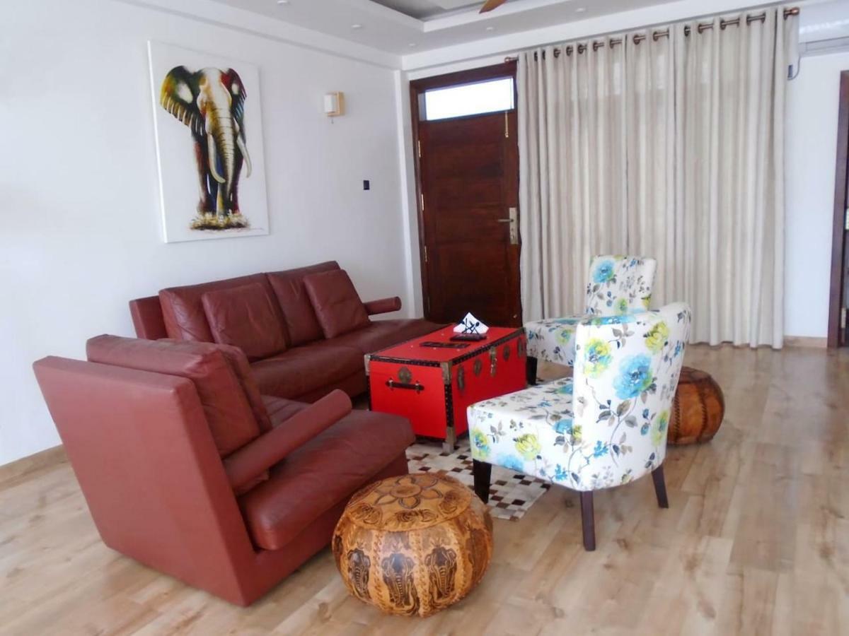 Palmyrah Court 2br *